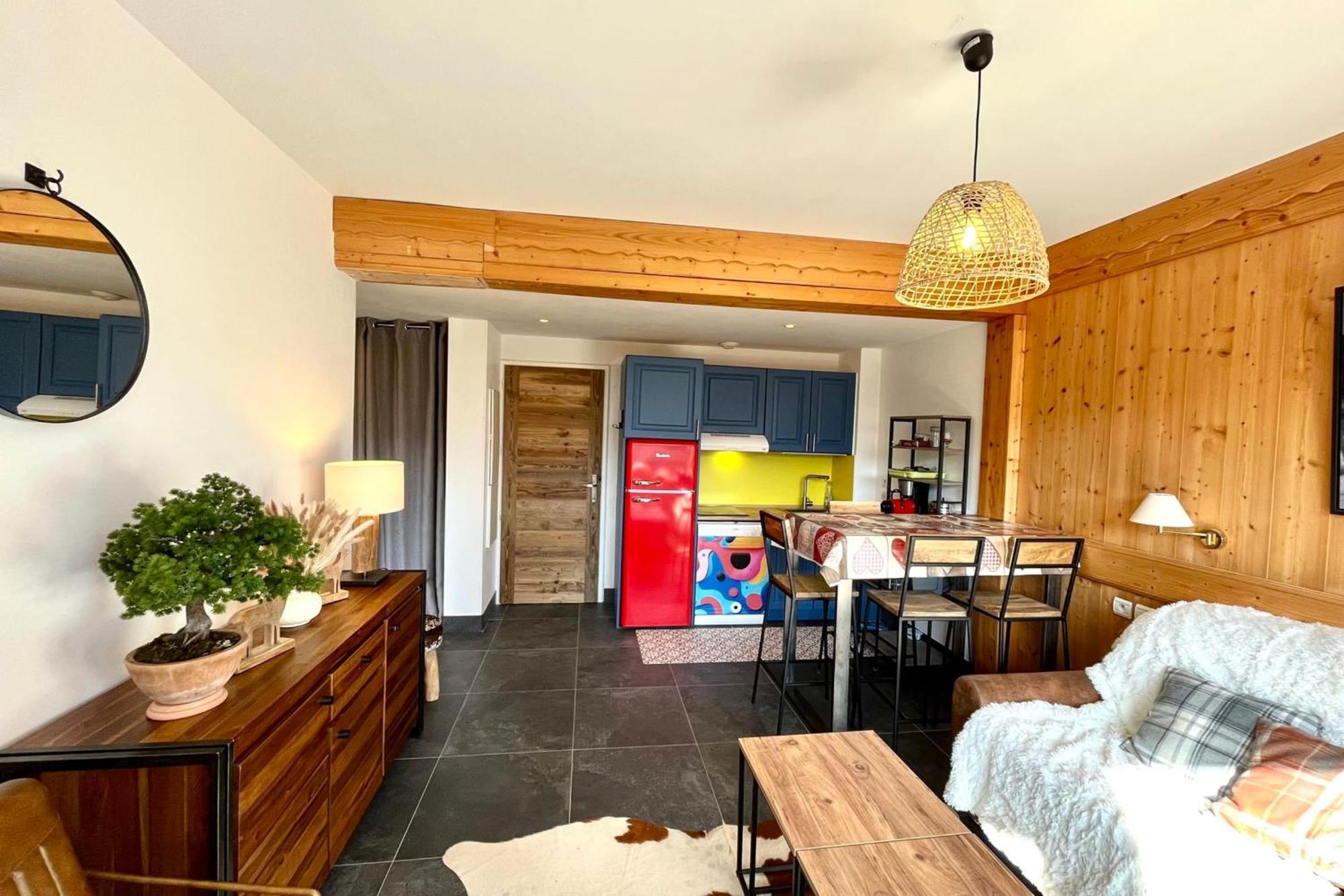 Superb Cosy Apartment With Balcony Combloux Esterno foto